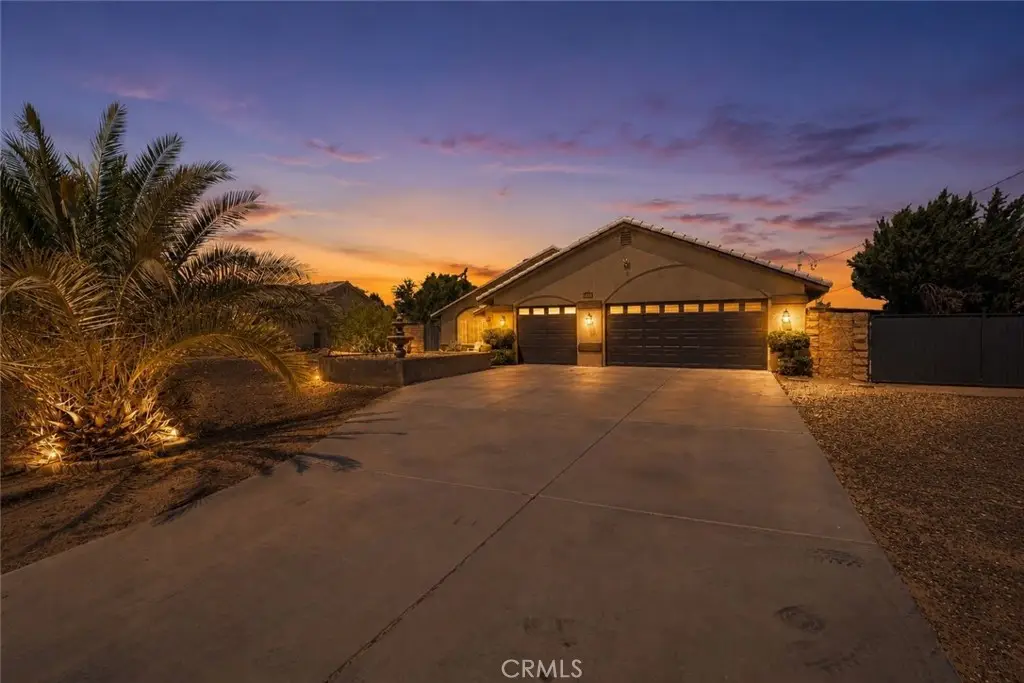7592 Redwood Avenue, Hesperia, CA 92345 - #1
