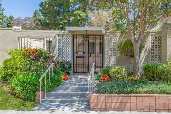 313 Avenida Castilla #B, Laguna Woods, CA 92637