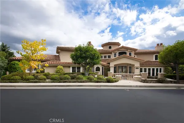 10472 Villa Del Cerro, Santa Ana, CA 92705
