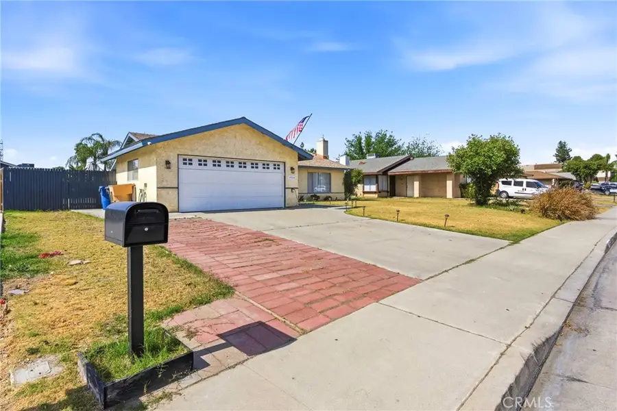 3608 S Half Moon, Bakersfield, CA 93309 - #3