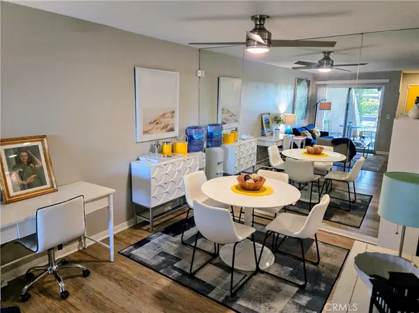 575 N Villa Court #103, Palm Springs, CA 92262