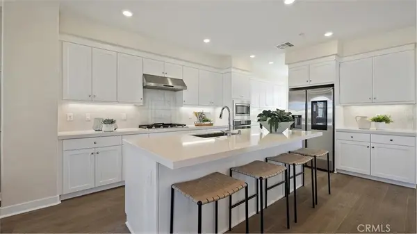 27556 Prarie Way, Valencia, CA 91381