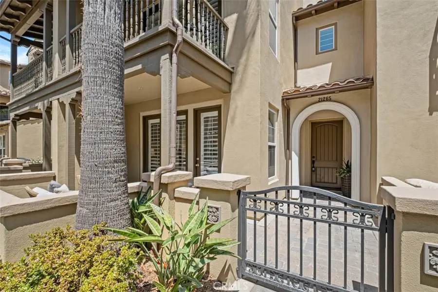 21265 Baeza Circle, Huntington Beach, CA 92648 - #2
