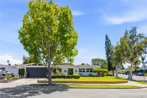 1697 Labrador, Costa Mesa, CA 92626