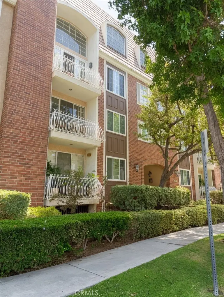 10668 Eastborne #203, Los Angeles, CA 90024 - #3