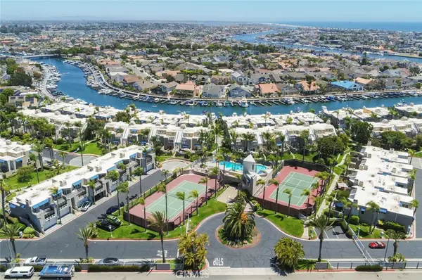 16102 Fame, Huntington Beach, CA 92649