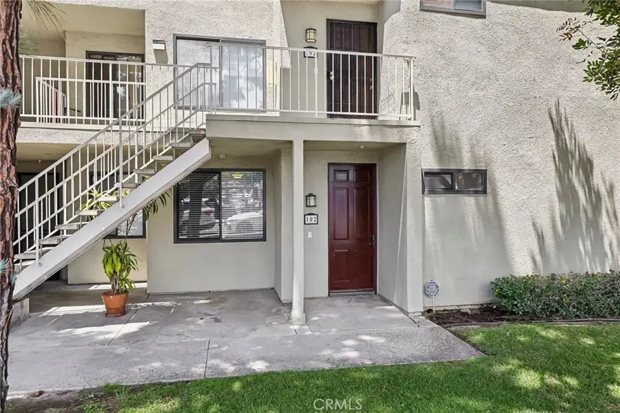 17722 Sergio Circle #102, Huntington Beach, CA 92647 - #2