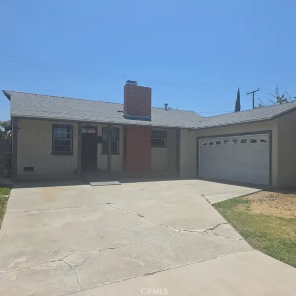 1115 N Townsend Street, Santa Ana, CA 92703