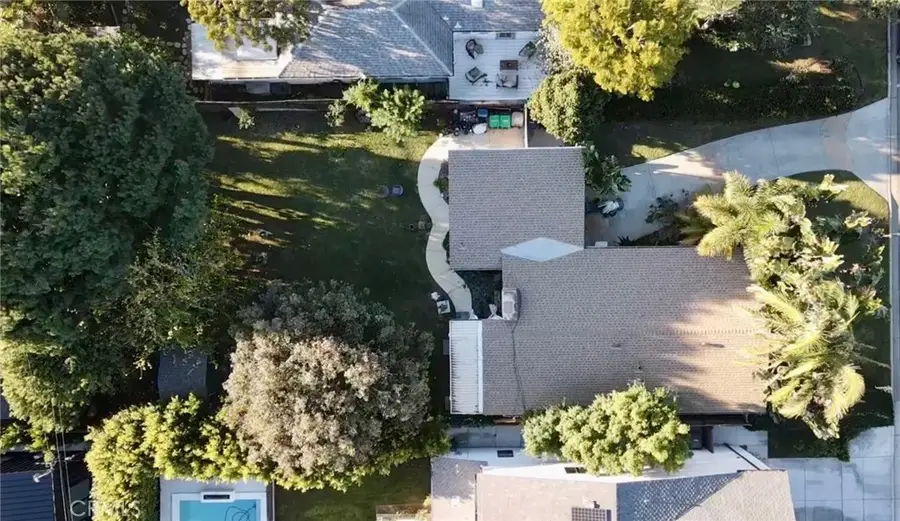 379 Walnut Street, Costa Mesa, CA 92627 - #2