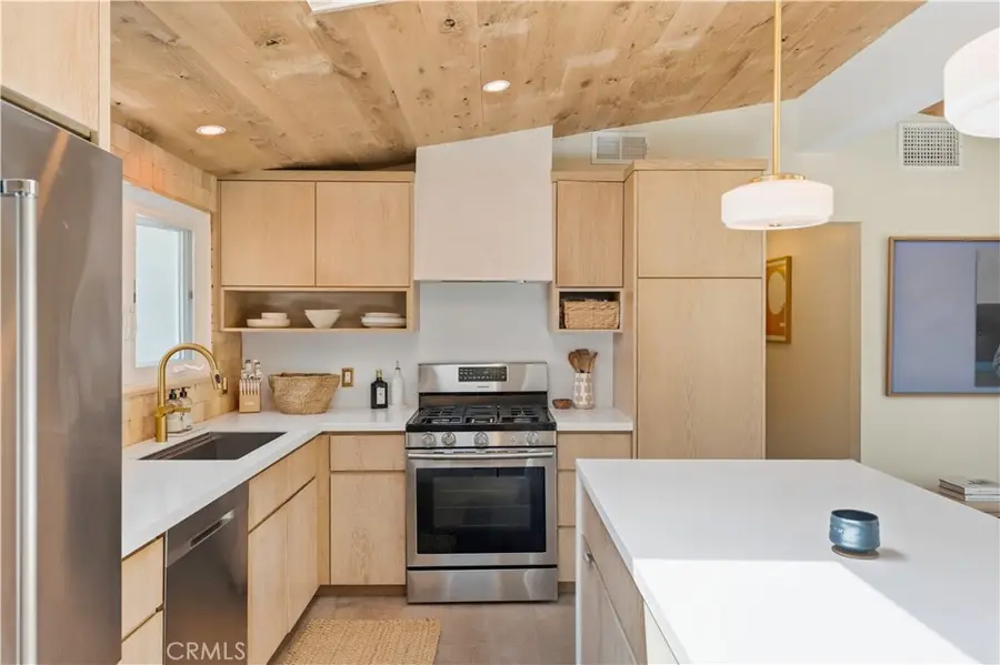 271 Camellia Lane, Costa Mesa, CA 92627 - #3