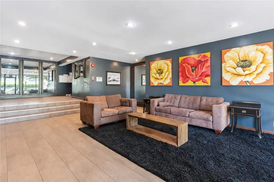 11701 Texas, Los Angeles, CA 90025 - #3