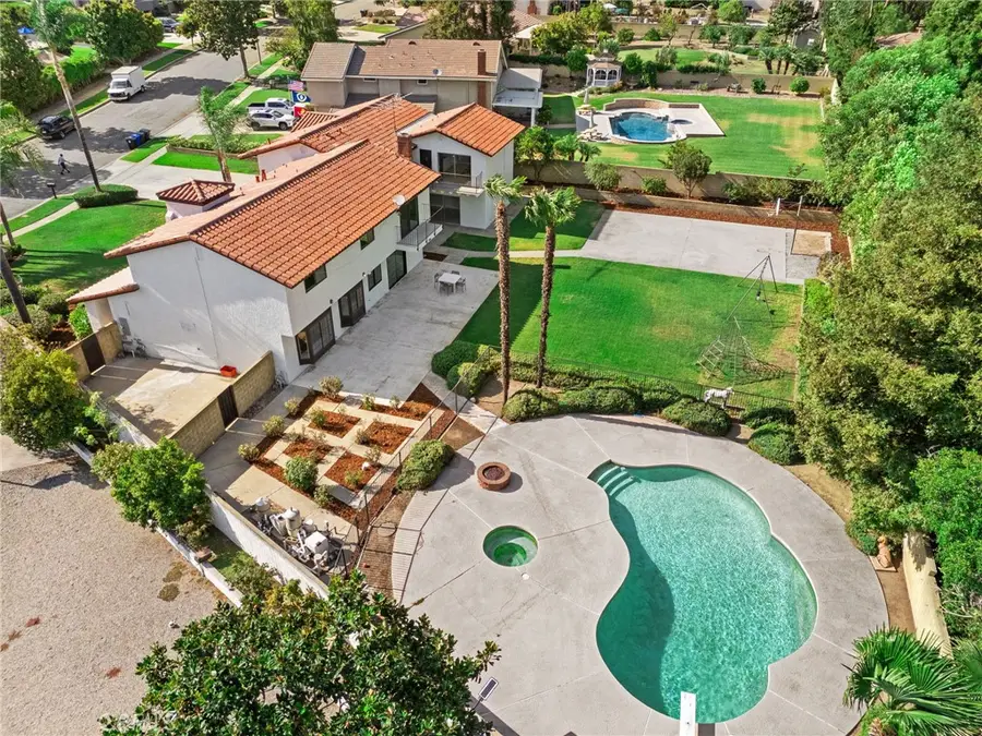 1868 N Laurel, Upland, CA 91784 - #3