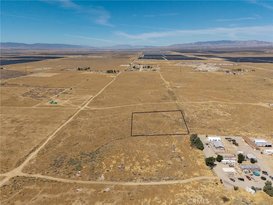 1 Astoria Avenue, Rosamond, CA 93560 - #3