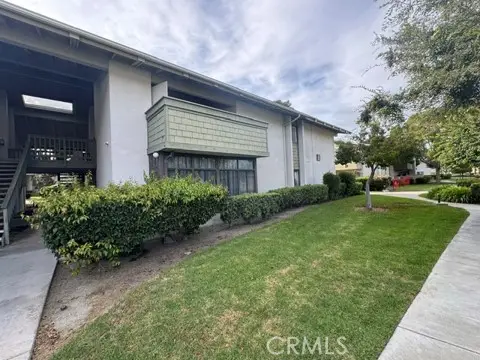8633 Portola Court #17-E, Huntington Beach, CA 92646