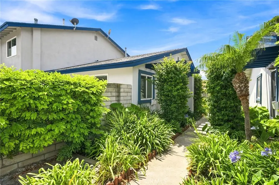 16516 Le Grande Lane, Huntington Beach, CA 92649 - #3