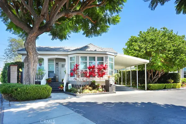 4 Buena Vista, Tustin, CA 92680