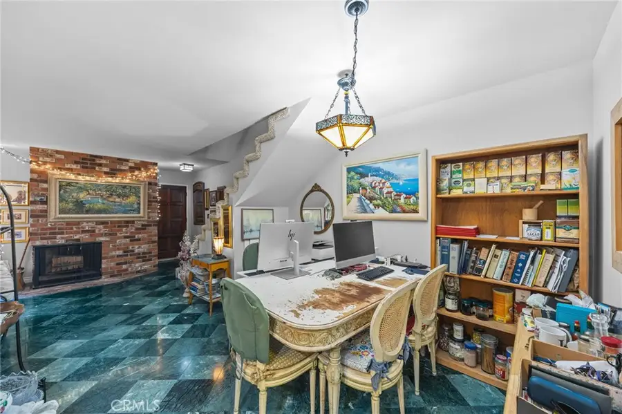 541 Linwood Ave #C, Monrovia, CA 91016 - #3