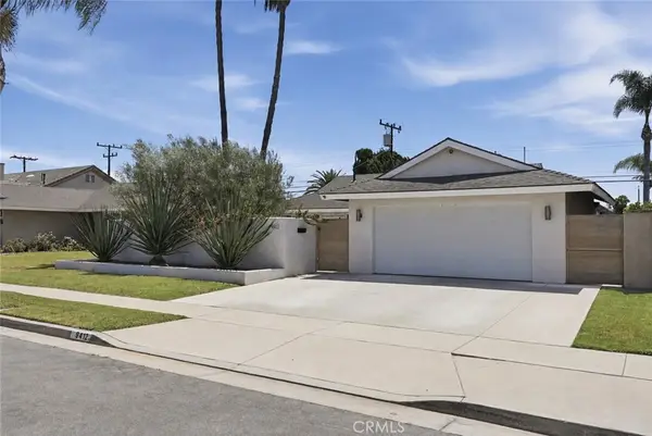 9412 Nautilus Drive, Huntington Beach, CA 92646