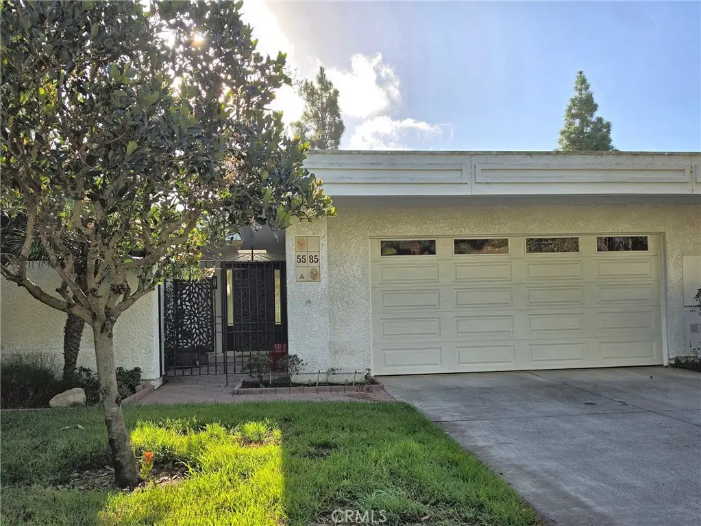 5585 Via Dicha #a, Laguna Woods, CA 92637 - #1