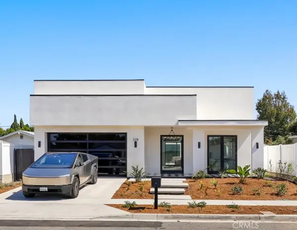 228 Costa Mesa Street, Costa Mesa, CA 92627