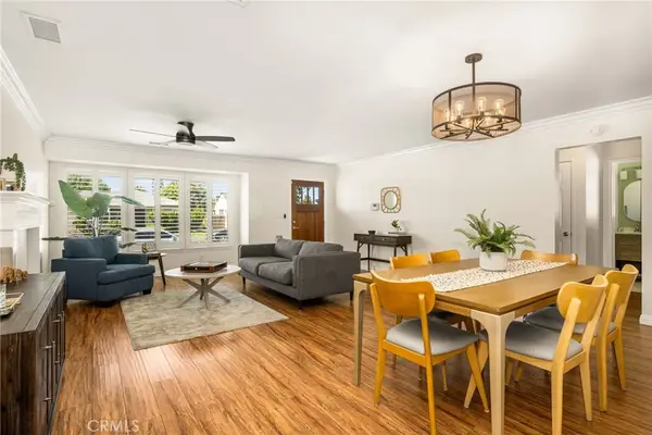 2152 N Greenbrier Road, Long Beach, CA 90815
