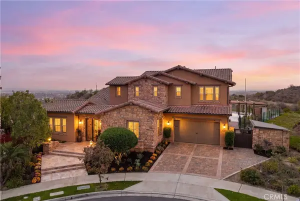 2252 E Rosecrans Court, Brea, CA 92821