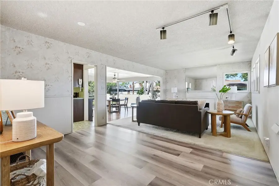 2755 Nipomo Avenue, Long Beach, CA 90815 - #3