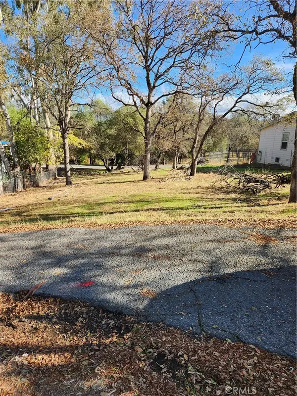 590 Lodgeview Drive, Oroville, CA 95966