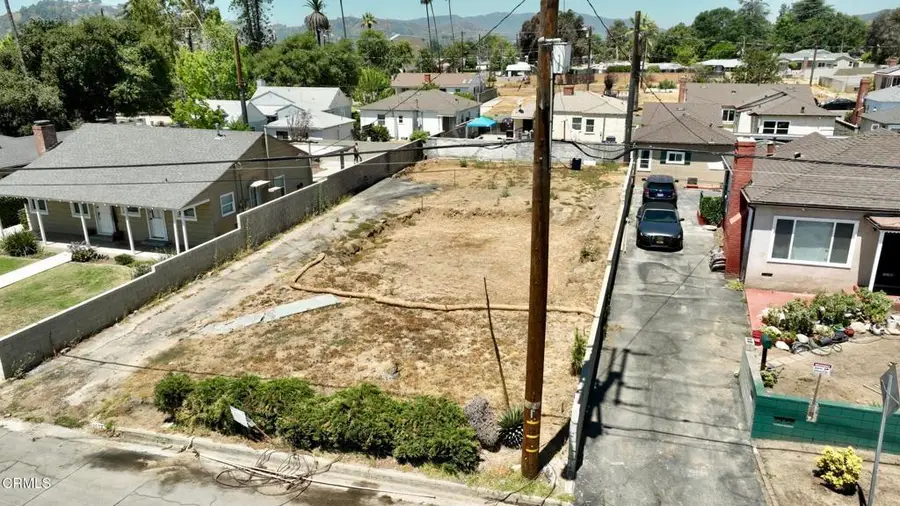 2637 N Olive Avenue, Altadena, CA 91001 - Image #3