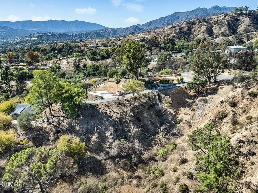 242 Taos Rd, Altadena, CA 91001 - Image #2