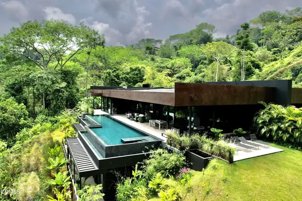 0 Blackhouse, Uvita, Costa Rica, ,  Out o
