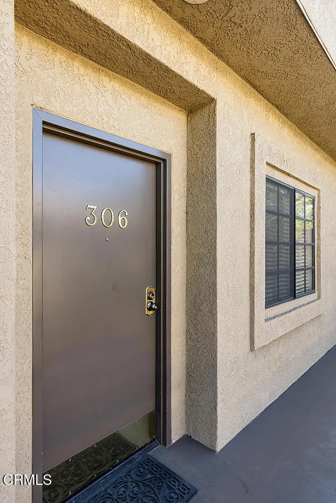 221 S Oak Knoll Avenue #306, Pasadena, CA 91101 - Image #2