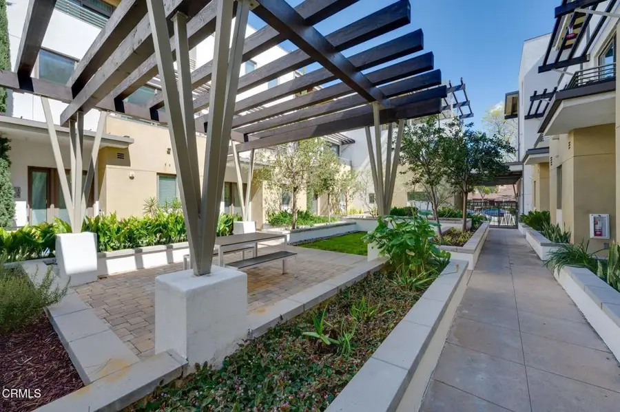239 S Marengo Avenue #303, Pasadena, CA 91101 - #3