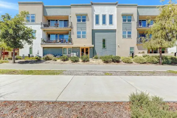 27406 N Merlin Place #202, Valencia, CA 91381