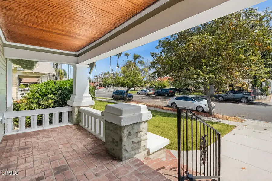 3609 4th Avenue, Los Angeles, CA 90018 - #3