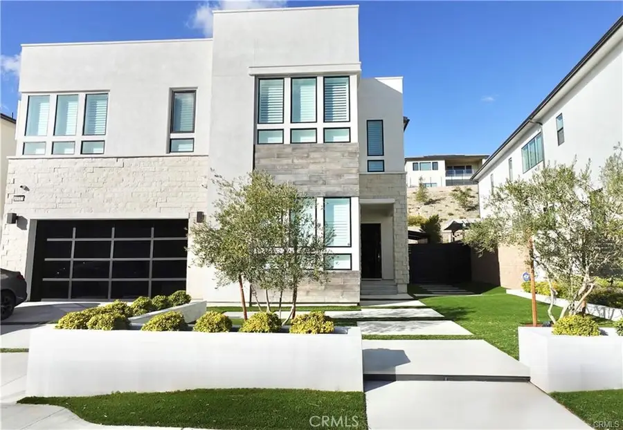 20551 W Hummingbird Court, Porter Ranch, CA 91326 - #2