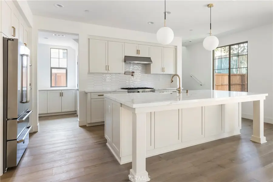 173 E Palm Street E, Altadena, CA 91001 - #2