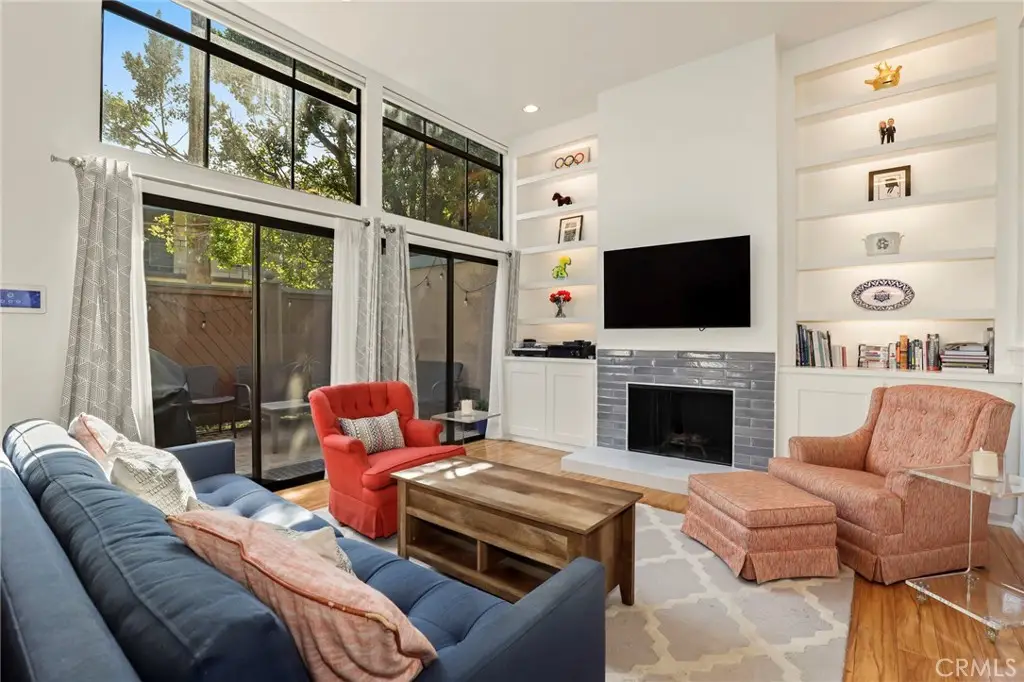 209 S Oakland Avenue #D, Pasadena, CA 91101 - #1