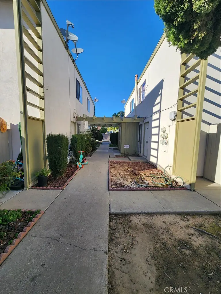 207 E Orchard Street #C, Santa Maria, CA 93454 - Image #3