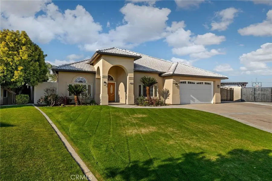 2537 Ollie Court, Bakersfield, CA 93314 - Image #2