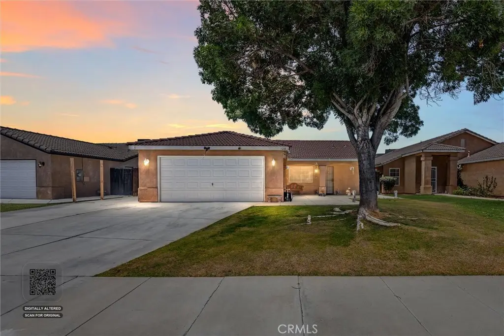 128 W Pilot, Bakersfield, CA 93308 - #1
