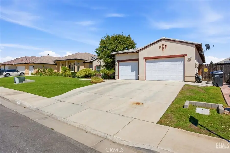 4005 Mesa Marin, Bakersfield, CA 93306 - #3