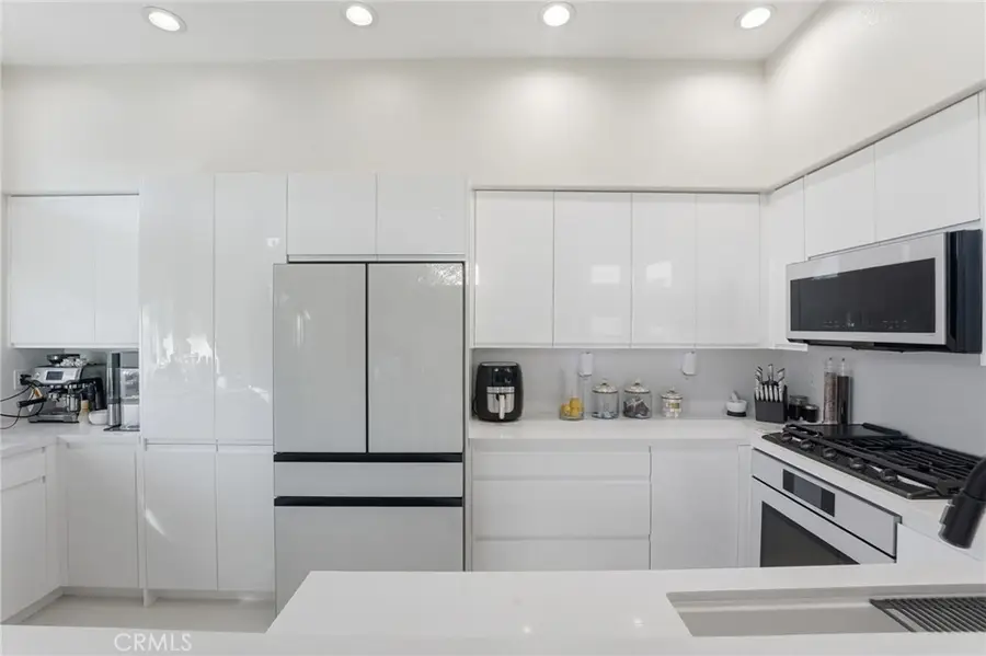 7697 Hazard Center, San Diego, CA 92108 - #3