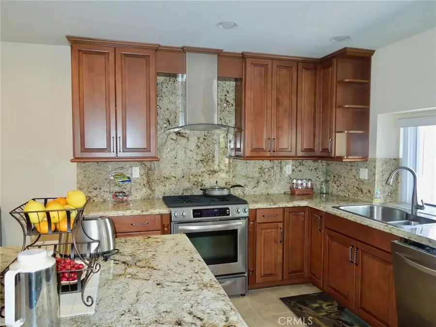 21931 Burbank #23, Woodland Hills, CA 91367 - #2