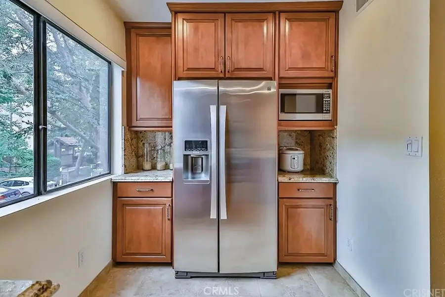 21931 Burbank #23, Woodland Hills, CA 91367 - #3