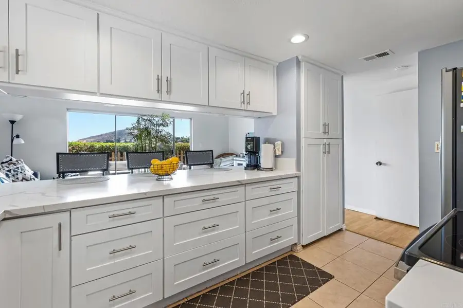 10065 Canyonview, Spring Valley, CA 91977 - Image #3