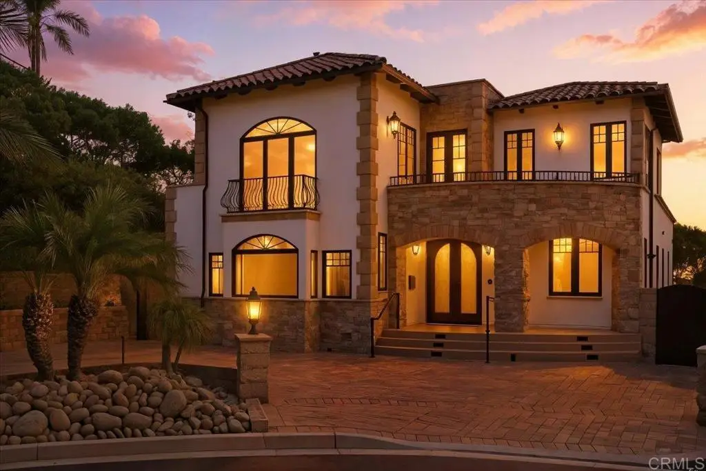 1045 Van Nuys Street, San Diego, CA 92109 - Image #1