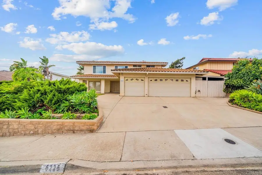 6226 Lake Apopka Place, San Diego, CA 92119 - Image #2
