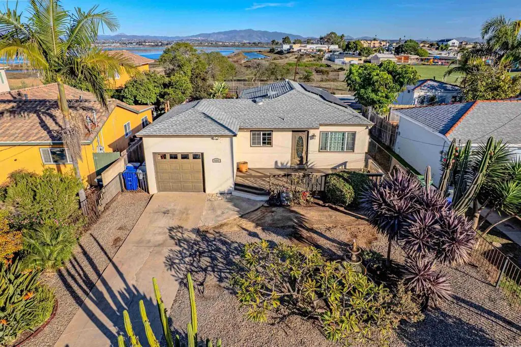 425 8th St, Imperial Beach, CA 91932 - #1