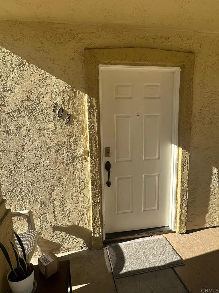 2055 Lakeridge Circle #103, Chula Vista, CA 91913 - #2